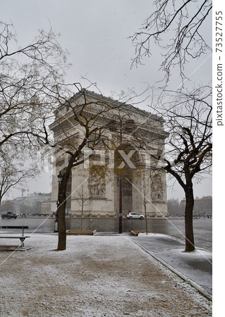 First snow in Paris, January 16, 2021 First snow in Paris, January 16, 2021 73527755