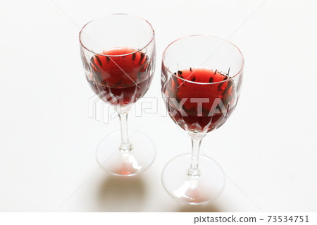   Red wine   73534751