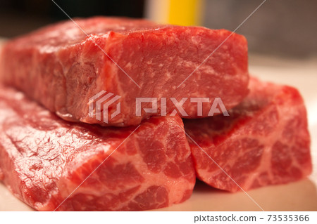 Domestic Japanese black beef peach (Kamenoko) block 73535366