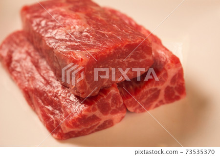 Domestic Japanese black beef peach (Kamenoko) block 73535370