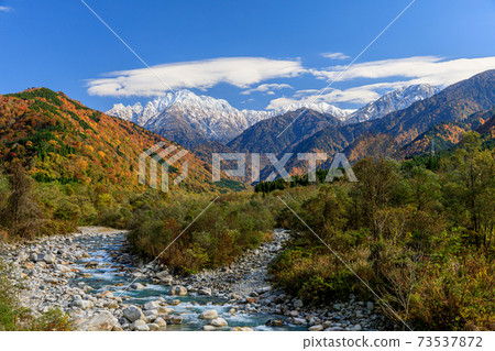 富山/八神橋的秋葉山岳 富山/八神橋的秋葉山岳 73537872