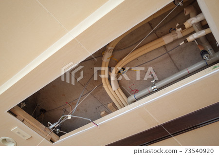 內置空調的管道工程 73540920