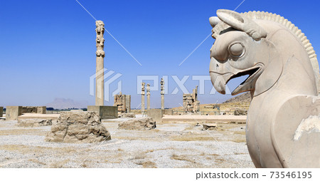 Sculpture of griffin and Columns of Apadana Palace, Persepolis, Iran Sculpture of griffin and Columns of Apadana Palace, Persepolis, Iran 73546195