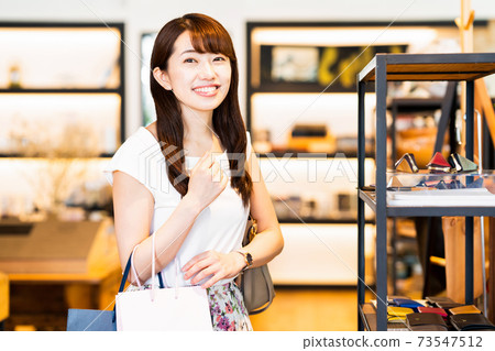 女性購物，購物，生活方式，休閒 73547512