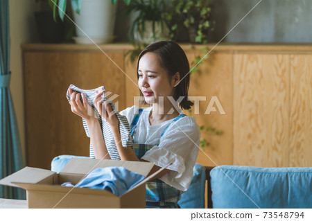 家庭主婦的淨額 73548794