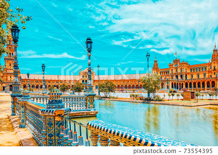 Square of the Spain is a square in the Maria Luisa Park, in Sevi 73554395