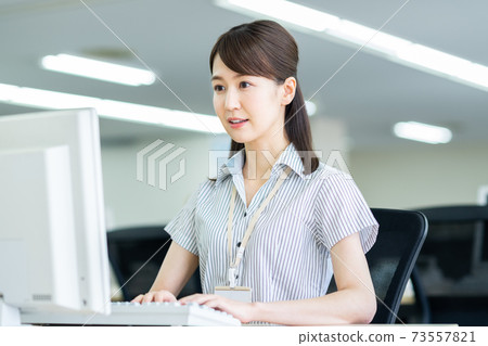 辦公室業務女人 辦公室業務女人 73557821