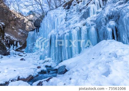 冰神殿溫流谷冰瀑布 73561006