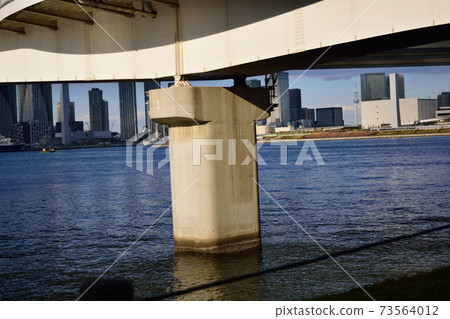 彩虹橋橋大台場側 彩虹橋橋大台場側 73564012