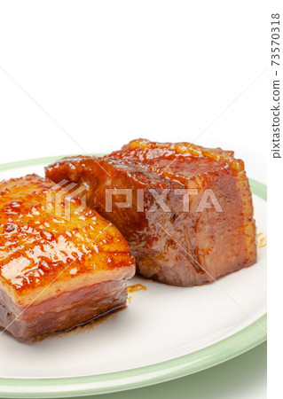 Braised pork 73570318