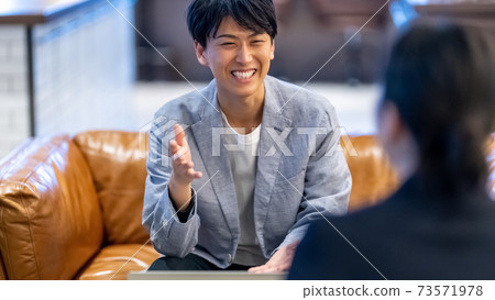 商務會議，商務談判，諮詢，臨時會議 73571978