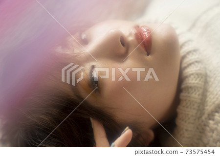 溫柔的女性肖像 溫柔的女性肖像 73575454