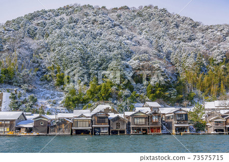 京都伊根船屋(冬季) 京都伊根船屋(冬季) 73575715