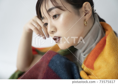 Cool makeup female portrait Cool makeup female portrait 73575817