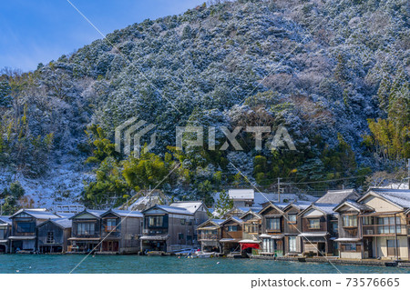 Boathouses of Ine, Kyoto (winter) Boathouses of Ine, Kyoto (winter) 73576665