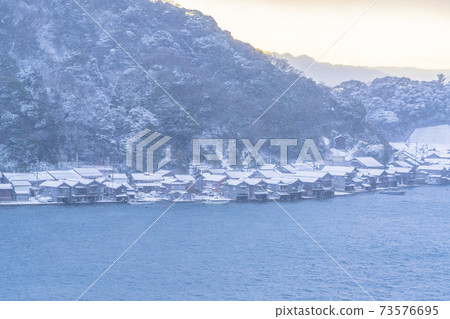 Kyoto Ine Bay scenery (winter) Kyoto Ine Bay scenery (winter) 73576695