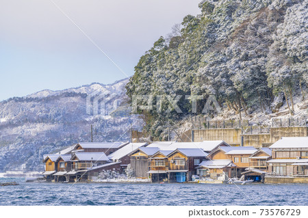 Kyoto Ine Bay scenery (winter) 73576729
