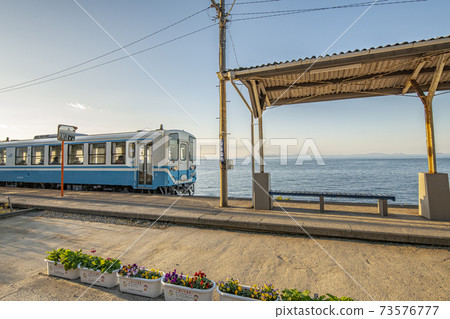 JR Shimonada Station in the sunset, Iyo City, Ehime Prefecture 73576777