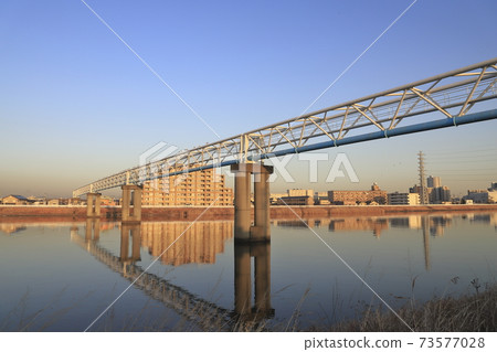 Nakagawa Aqueduct (between Nakagawa and Minamimizumoto, Adachi-ku, Tokyo)) Nakagawa Aqueduct (between Nakagawa and Minamimizumoto, Adachi-ku, Tokyo)) 73577028