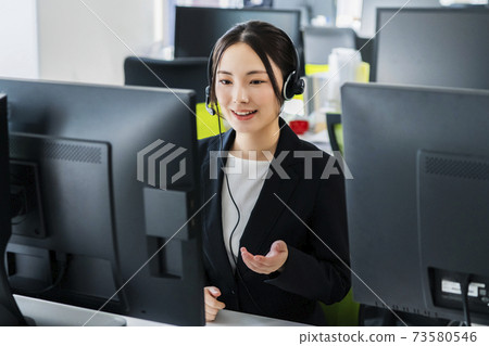 一個人上班 一個人上班 73580546