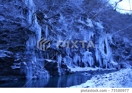 The fantastic Misotsuchi Icicles in Okuchichibu, Saitama Prefecture The fantastic Misotsuchi Icicles in Okuchichibu, Saitama Prefecture 73580977