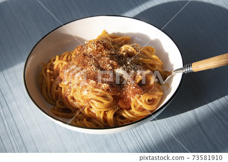 Bolognese Bolognese 73581910