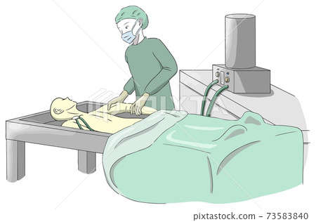 在防腐「注射」過程中進行按摩的人 73583840