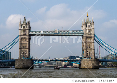 Iconic Tower Bridge connecting Londong with Southwark on the Thames River 73585367