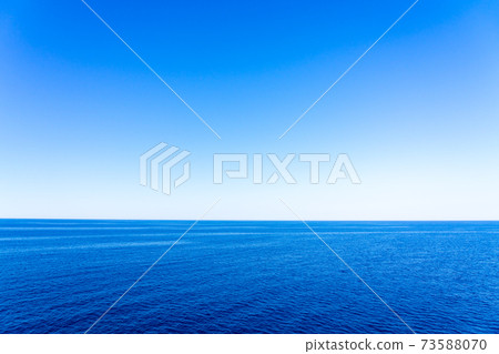 Open sea  73588070