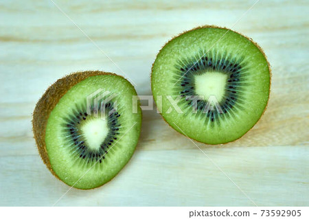 Kiwi fruit Kiwi fruit 73592905