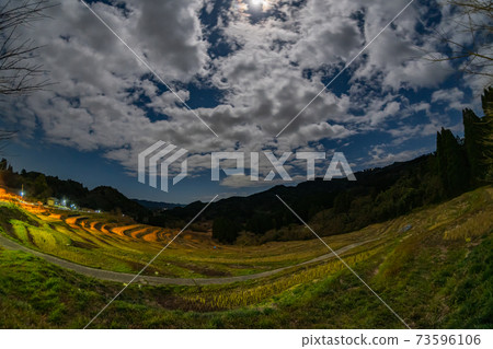 Night sky, moon, night, Kamogawa Oyama Senmaida, Chiba, Kamogawa, forest, evening, sunset, nature, cloud field, rice field Night sky, moon, night, Kamogawa Oyama Senmaida, Chiba, Kamogawa, forest, evening, sunset, nature, cloud field, rice field 73596106