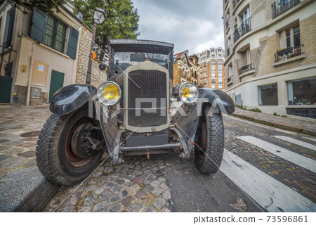 vintage car on the streets of Paris 73596861