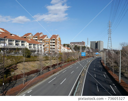 Scenery of Minami Osawa (Miharashihodo Bridge, Tama New Town Street) 73605327