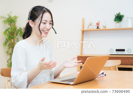 Women online at home 73606490