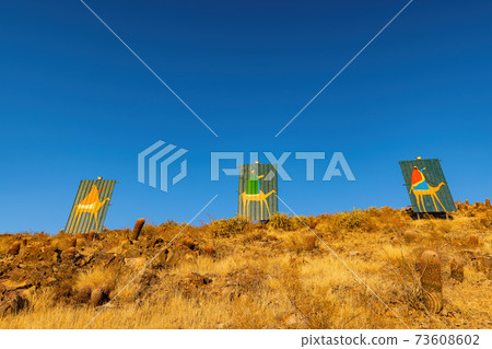 Christmas decoration painting on the A Mountain 73608602