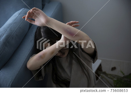 DV image (Aza is a special make-up) 73608653