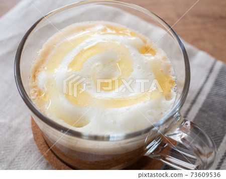 Honey latte 73609536