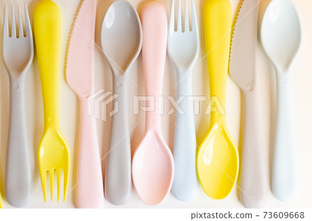 Children's equipment to prepare the tableware Children's equipment to prepare the tableware 73609668