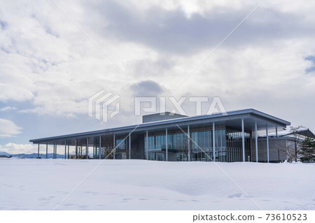 山形縣米澤市冬季的米澤市上杉博物館 山形縣米澤市冬季的米澤市上杉博物館 73610523