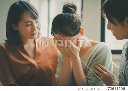 坦白後顧之憂的女人 73611206