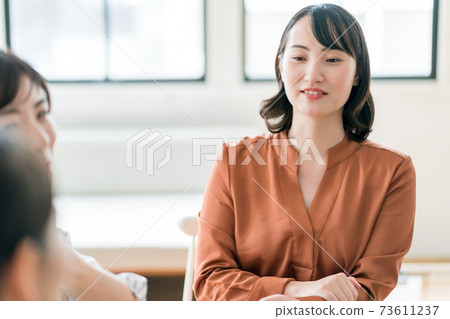 家庭主婦談話 73611237