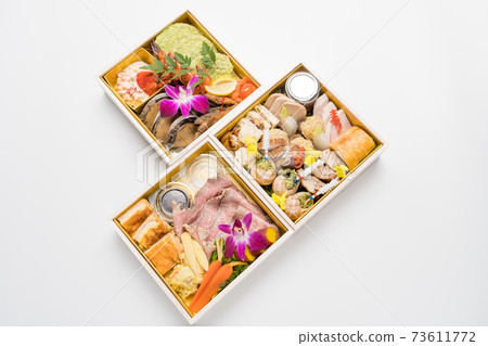 Western style new year dishes 73611772