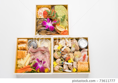 Western style new year dishes 73611777
