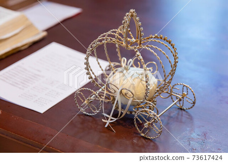 Wedding ring Wedding ring 73617424