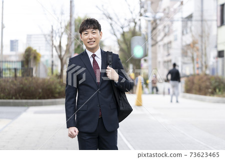 smiling businessman 73623465