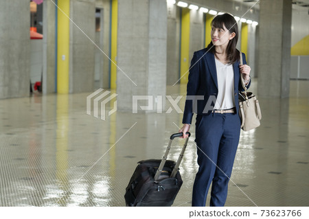 Business woman business trip Business woman business trip 73623766
