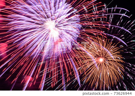 Large fireworks launching in the night sky (Todabashi / Itabashi Fireworks Festival) Large fireworks launching in the night sky (Todabashi / Itabashi Fireworks Festival) 73626944