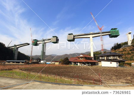Bridge girder 73626981