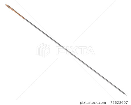 darning needle with yellow end and sharp tip 73628607