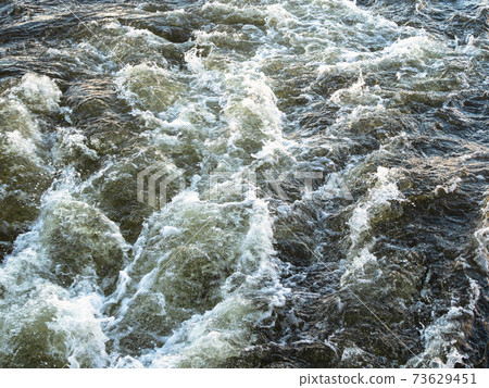 water surf under boat stern in Moskva river 73629451